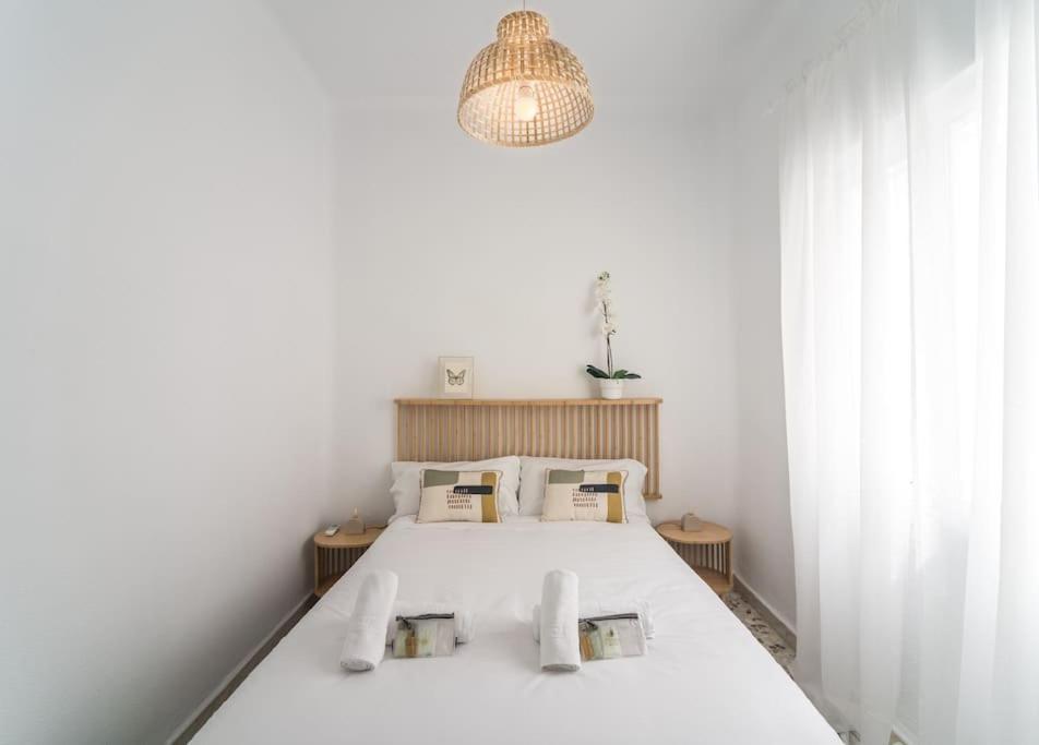 Atico Ispal Con Terraza En Centro Seville Ngoại thất bức ảnh