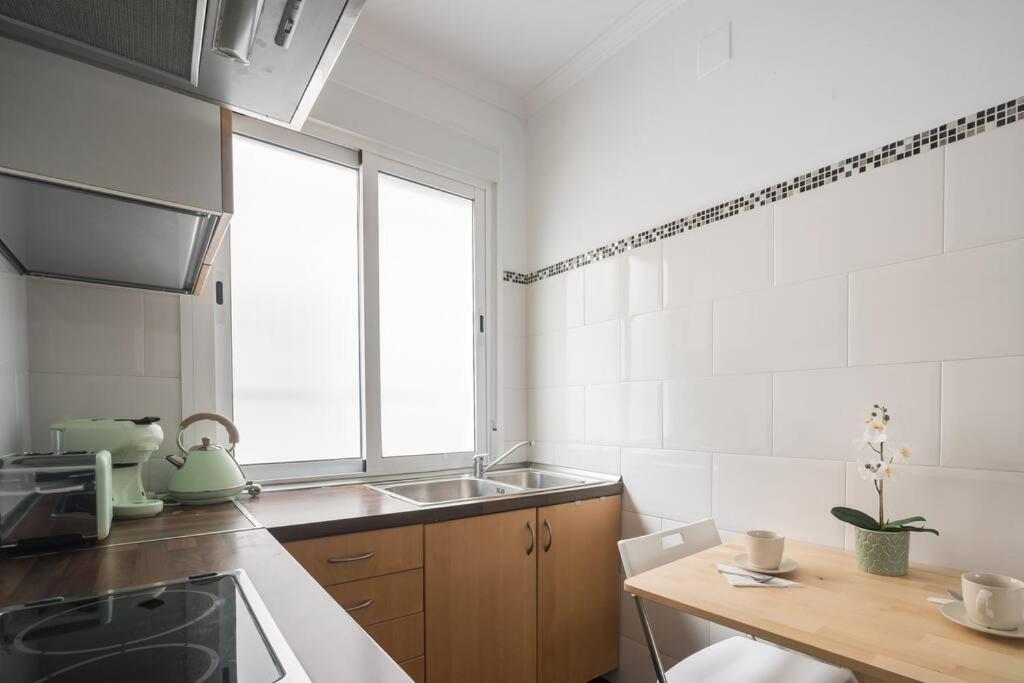 Atico Ispal Con Terraza En Centro Seville Ngoại thất bức ảnh